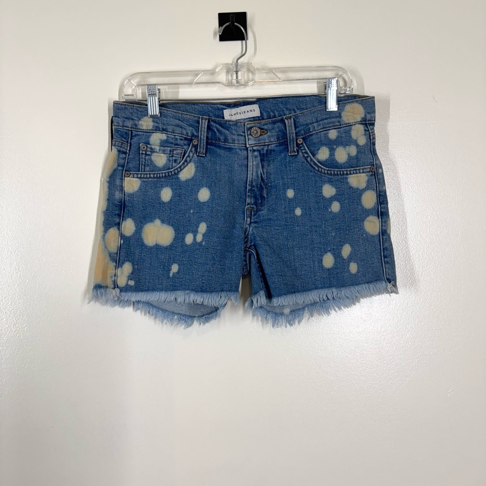 NWT James Jeans Blue and White Bleach Jean Shorts with Distressed Hem Size 26